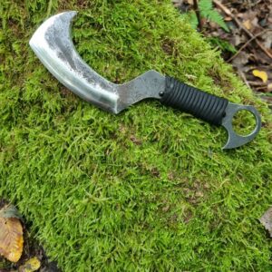 Handgefertigtes, kleines Sammlerstück in Sichel-Form 3