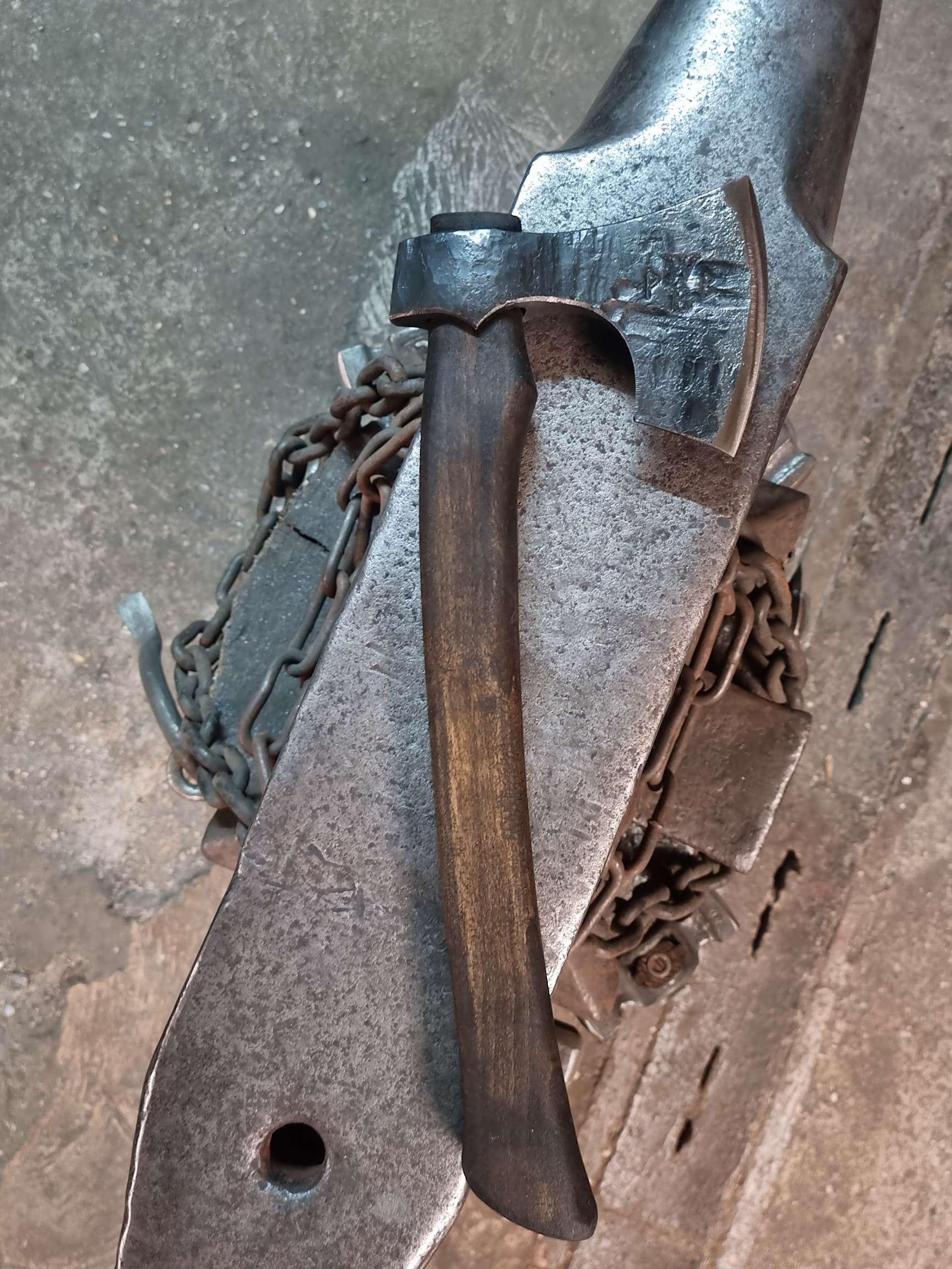 Handgefertigtes nordisches Sammlerstück - zweiohriges Design – Bild 4