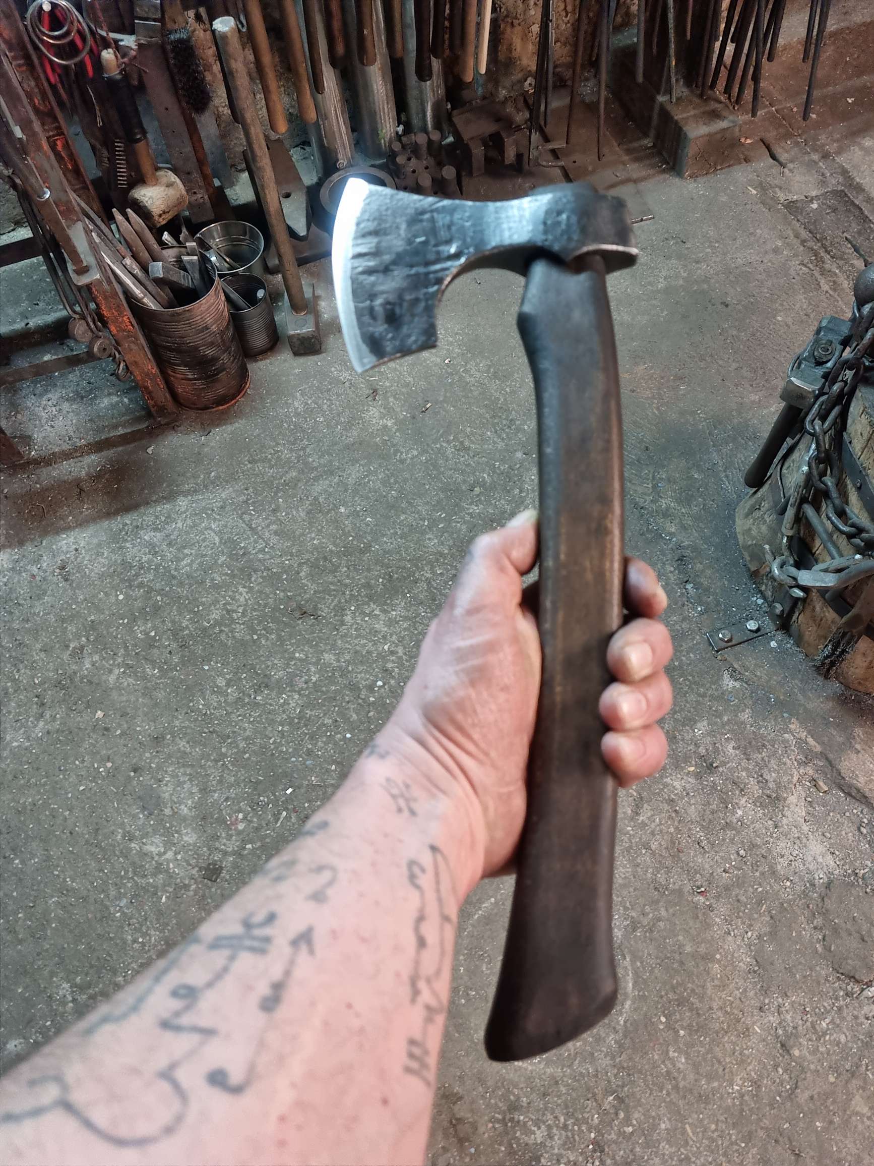 Handgefertigtes nordisches Sammlerstück - zweiohriges Design – Bild 6