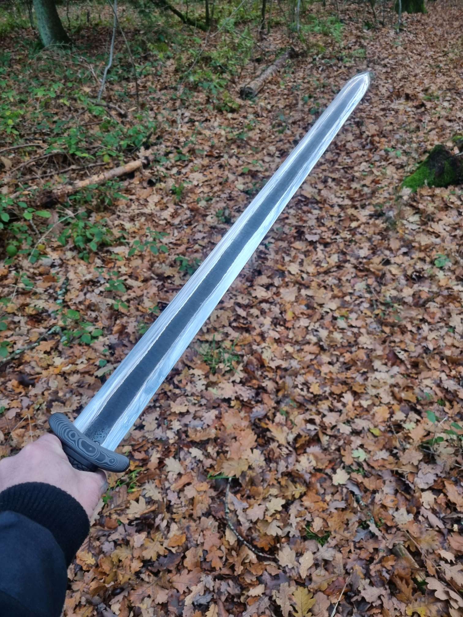 Handgeschmiedetes Fantasy Wikinger-Schwert (Hand-forged fantasy Viking sword) 12