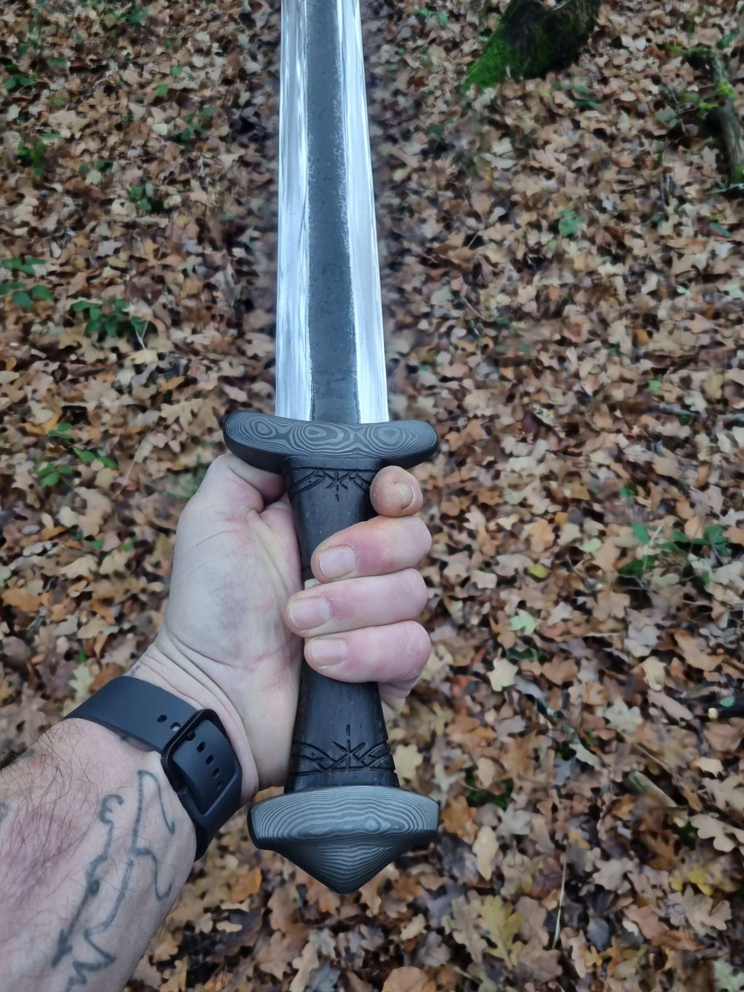 Handgeschmiedetes Fantasy Wikinger-Schwert (Hand-forged fantasy Viking sword) 10