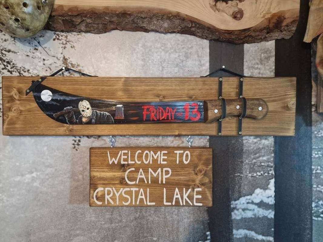 Jason Macheten Display (Jason machete display) 2