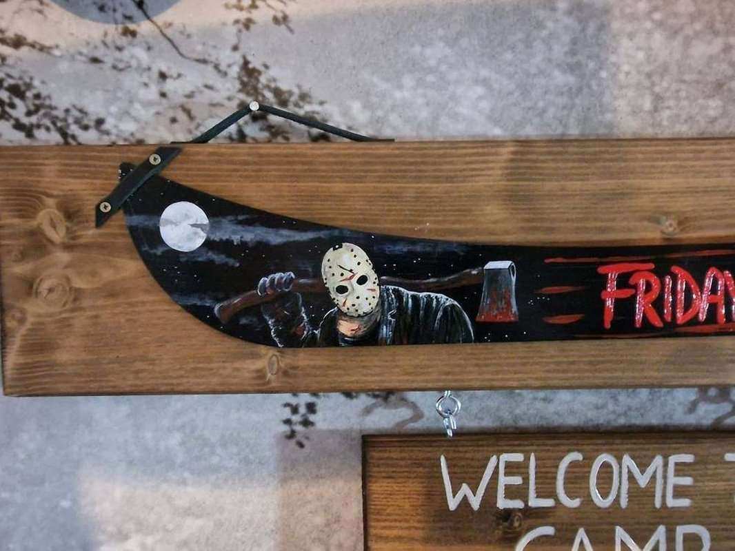 Jason Macheten Display (Jason machete display) 1