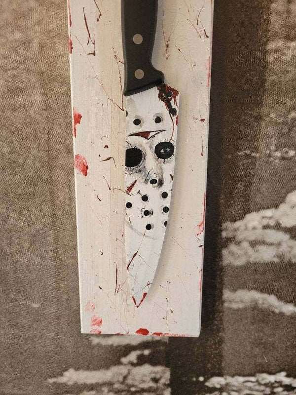 Freitag der 13. Messer Display (Friday the 13th knife display) 2
