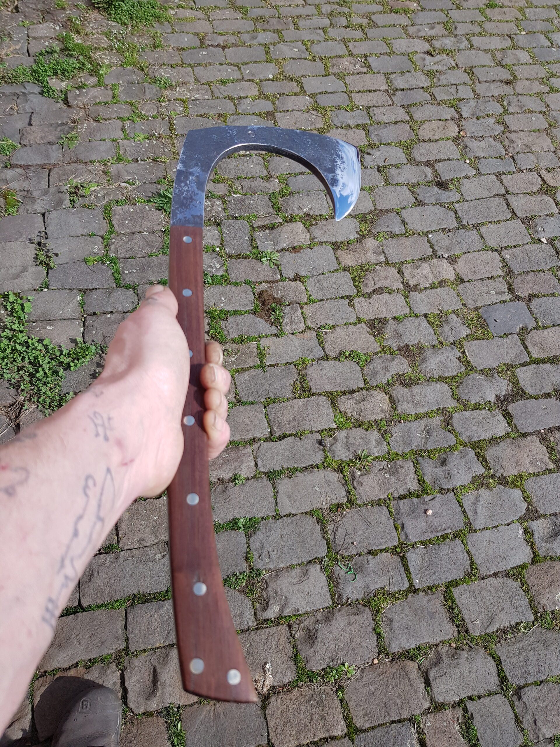 Handgeschmiedeter "Predator" aus einem einzigen Stück Karbon Stahl, in sehr ausgefallener Form – Bild 8