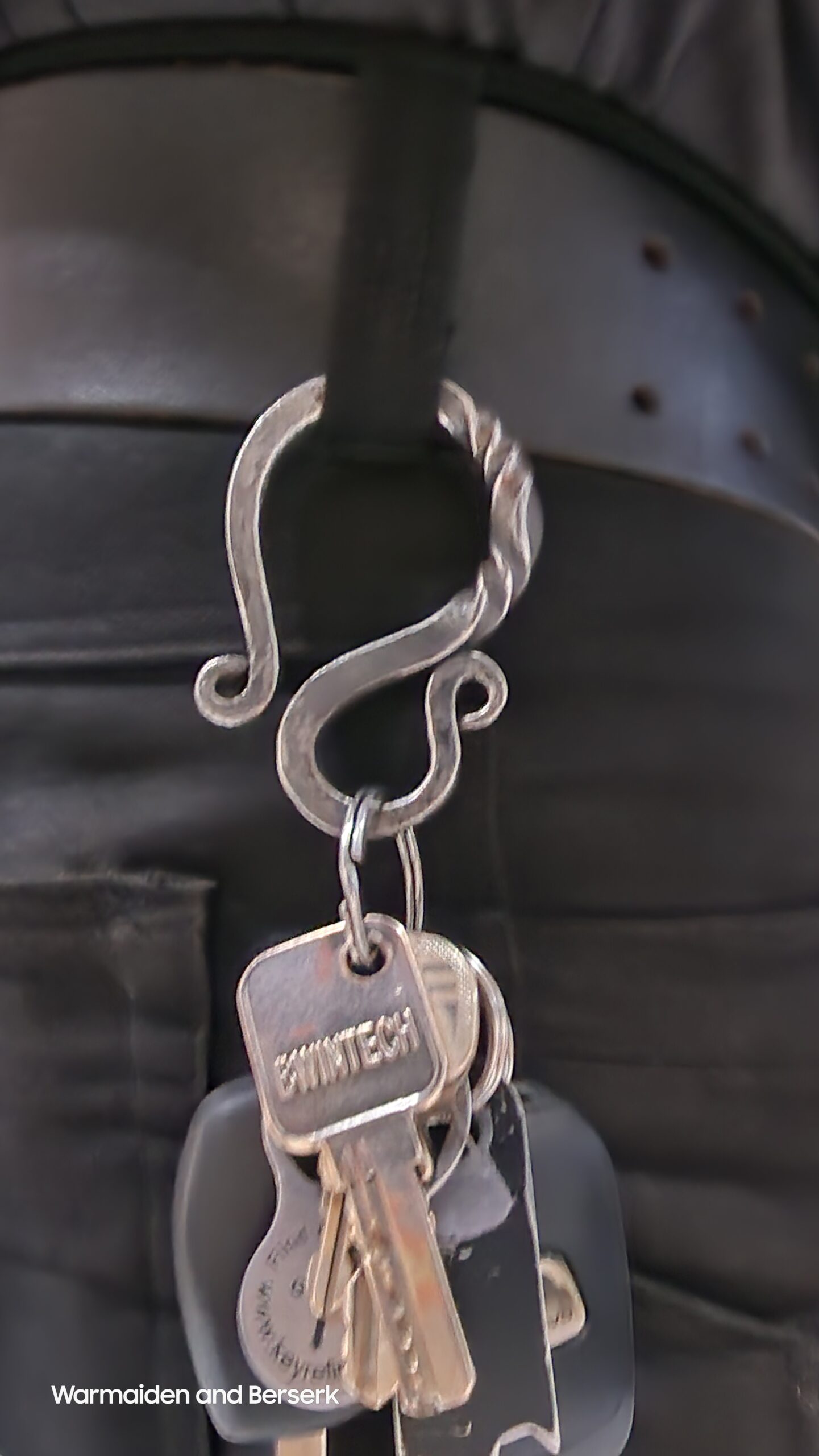 Handgeschmiedeter Karabinerhaken für den Schlüsselbund (Hand-forged carabiner keychain) 2
